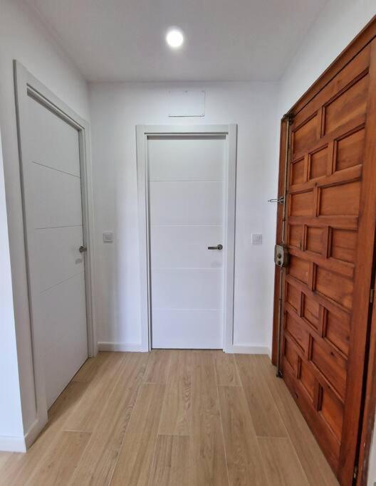 Encantador Duplex Para 6 A 1 Minuto De La Playa Benalmádena Exterior foto